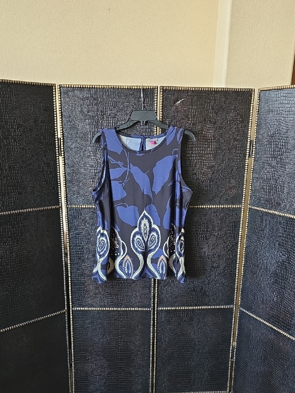 Sleeveless Blue Patterned Women's Top